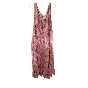 Stylish and slimming!  Brand is Elle- Beautiful spring dress!  High low hem